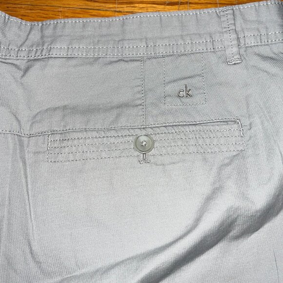 Calvin Klien Shorts Size 38 | Used Condition - Picture 3 of 4